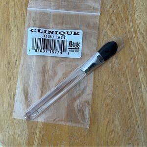 NWT Clinique Makeup Brush